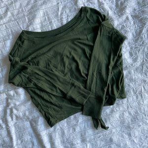 Abercrombie & Fitch Tie-Front Crop Sweater